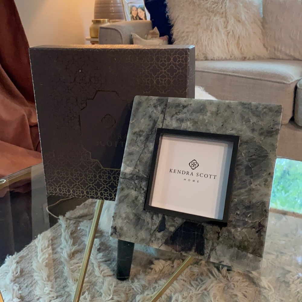 Kendra Scott Picture Frame